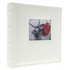 Kožený fotoalbum 10x15/300 s popisom WHITE W s výrezom na fotku